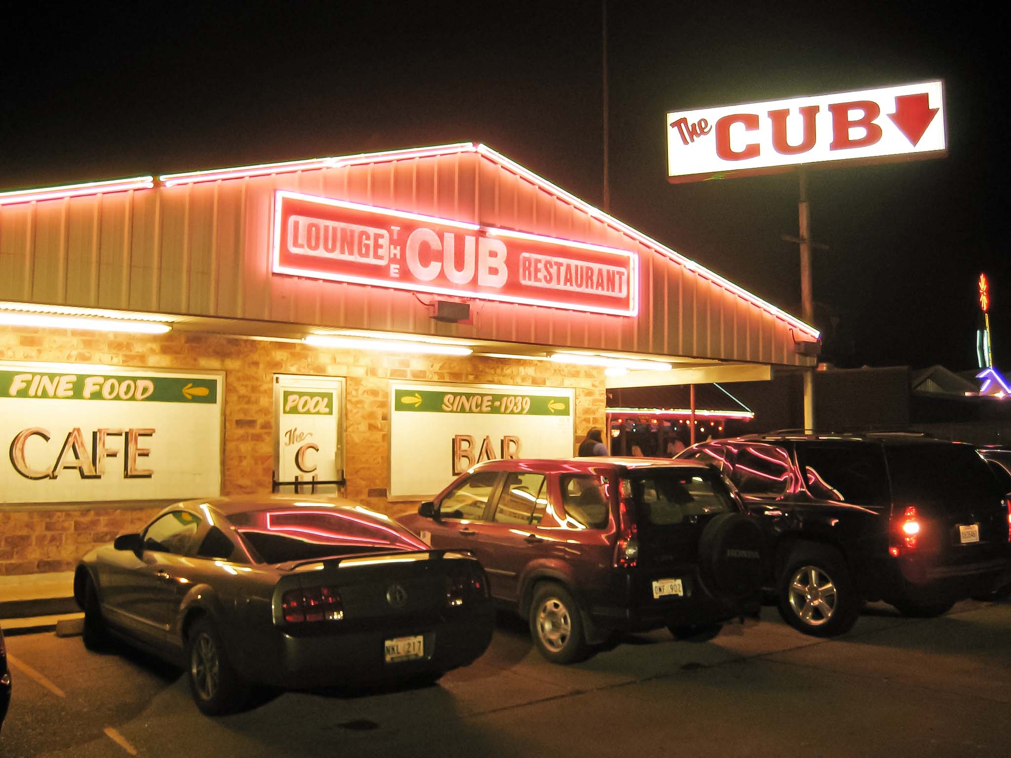 The Cub Lounge & Grille